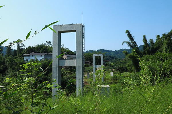 2号桥完成桥墩施工4